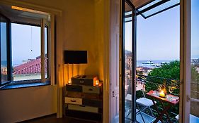Bed And Travel Apartment La Minerva Suite